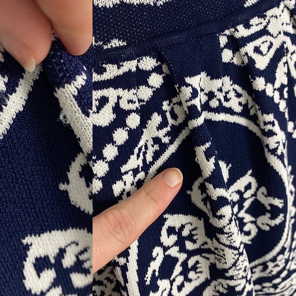 Romeo & Juliet Couture Navy White Knit Fit & Flare Mini Dress - Picture 9 of 10